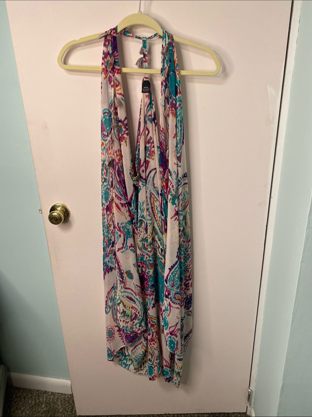 Open Front Paisley Sleeveless Shawl